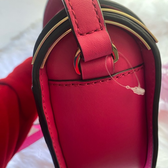 Henri Bendel Pink Circle Bag - Picture 7 of 14